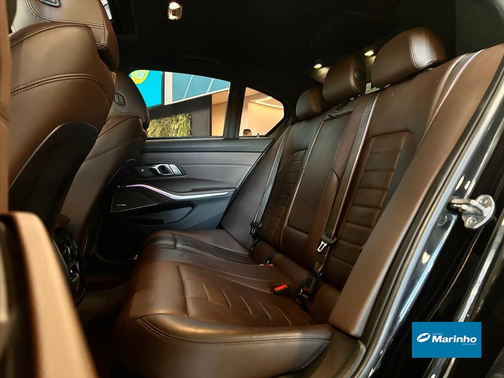 BMW - 320i - 2.0 16V TURBO FLEX M SPORT AUTOMÁTICO